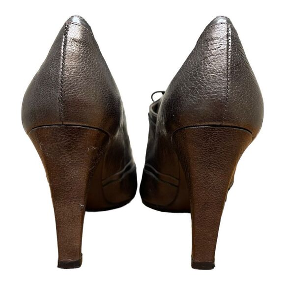 STUART WEITZMAN Made in Spain Pewter Silver Leather Lace Up Ankle Shoes Sz 7.5 - Picture 2 of 8